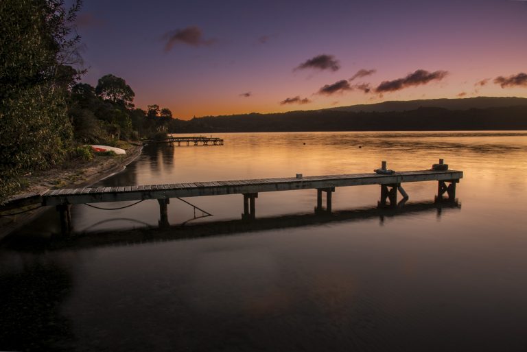Read more about the article Lake Tarawera