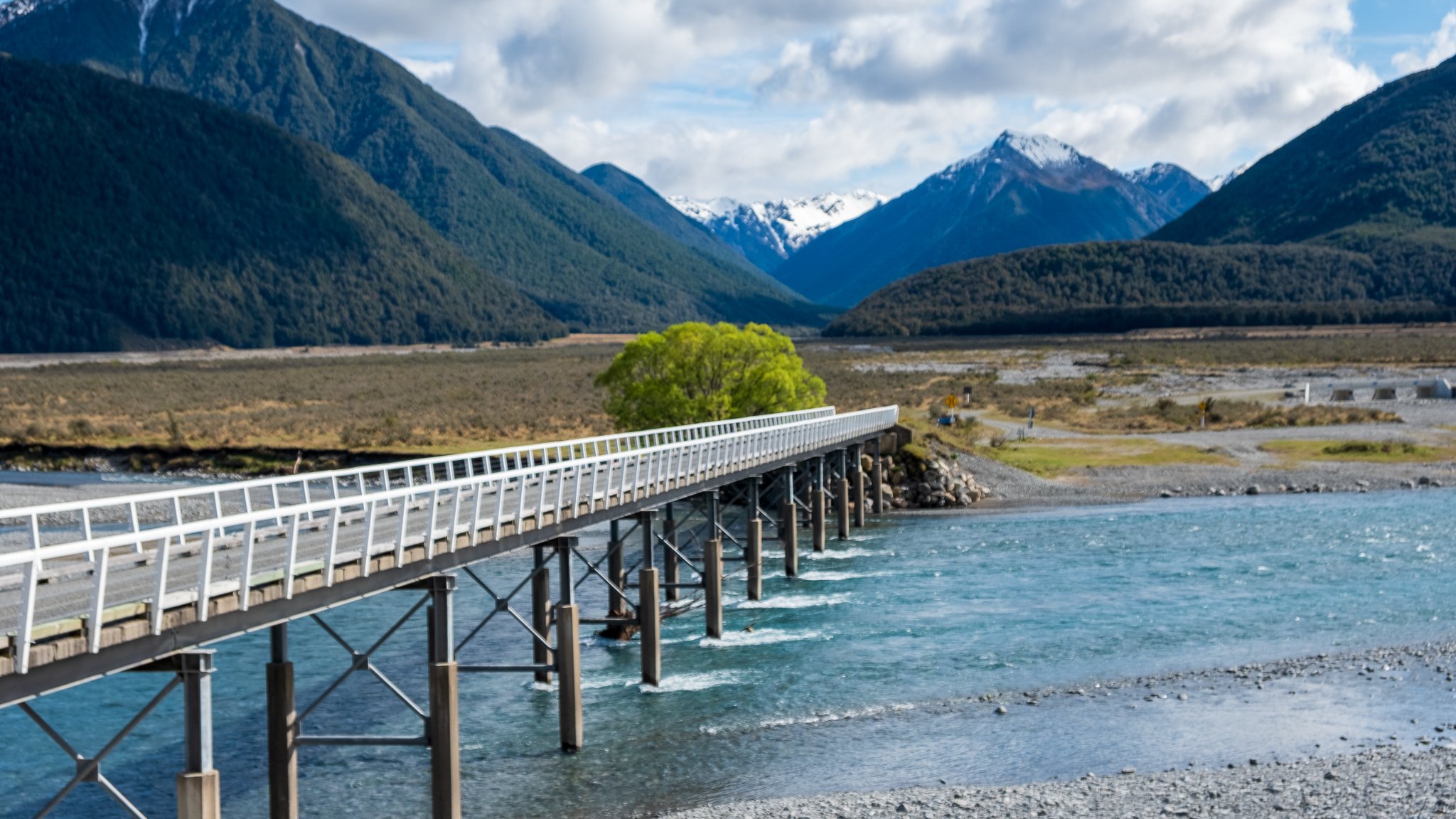 Read more about the article Christchurch to Greymouth on The Tranz Alpine Express